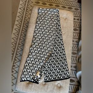 MICHAEL KORS SCARF